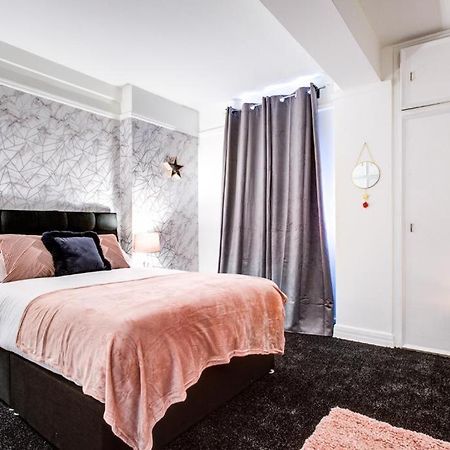 Hyde Park Apartment 2 Bedroom Londra Esterno foto