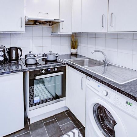Hyde Park Apartment 2 Bedroom Londra Esterno foto