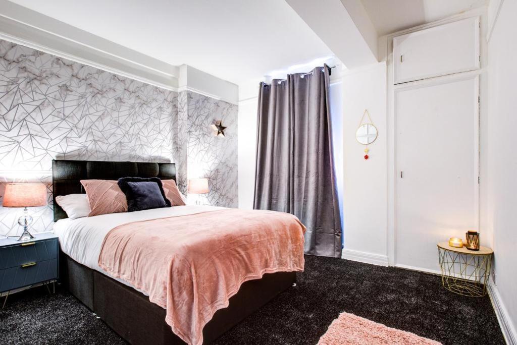 Hyde Park Apartment 2 Bedroom Londra Esterno foto