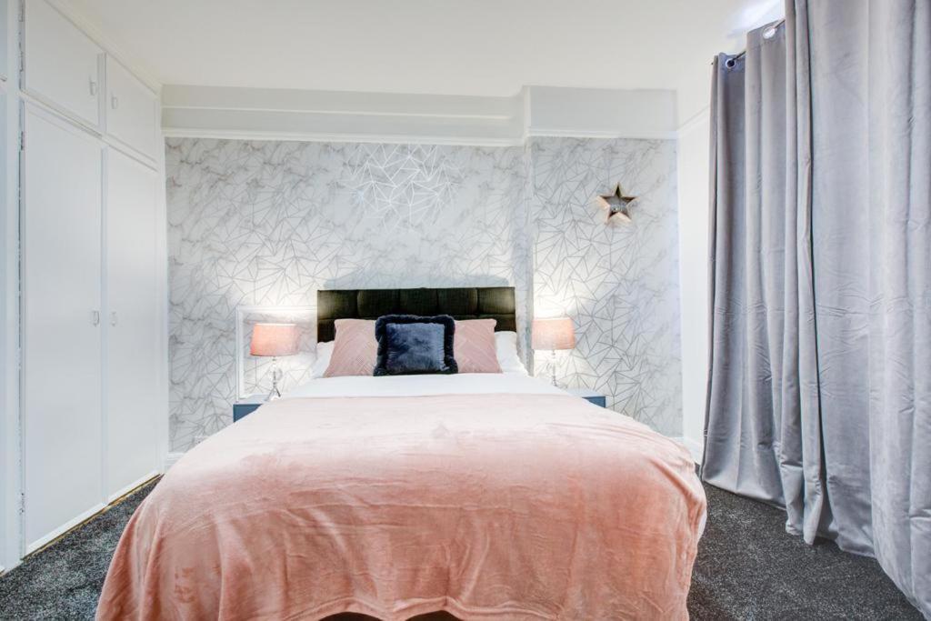 Hyde Park Apartment 2 Bedroom Londra Esterno foto